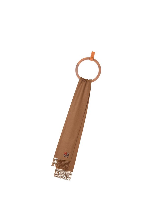 Loewe Anagram scarf in cashmere Camel | 2371IEWDJ