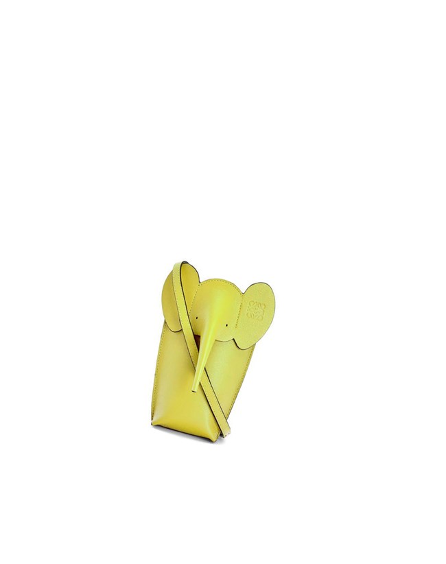 Loewe Elephant Pocket in classic calfskin Jaune | 8324ZCXWF