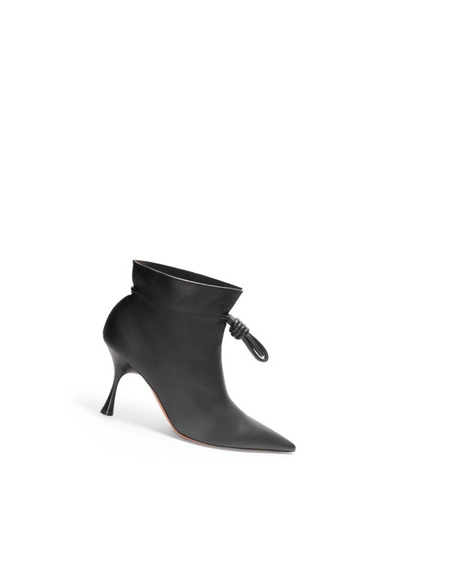 Loewe Flamenco boot in calfskin Noir | 2815PZVIJ