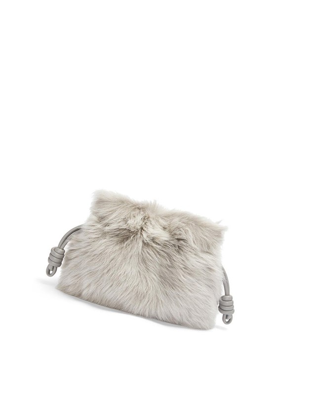 Loewe Flamenco clutch in shearling Grise | 6134UEFYV