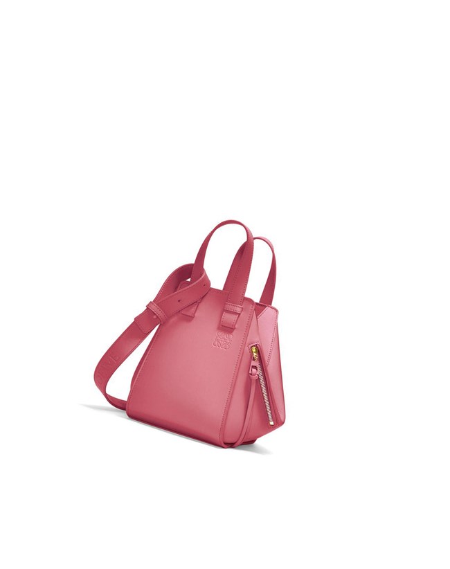 Loewe Hammock compact bag in satin calfskin Plumrose | 8971IAFSO