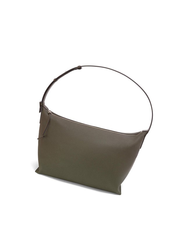 Loewe Large Cubi bag in grained calfskin Kaki Foncé Vert | 4231CYNDK