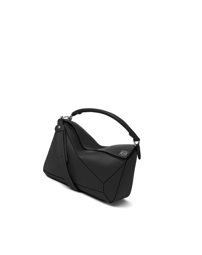 Loewe Puzzle bag in classic calfskin Noir | 4328QFDPN