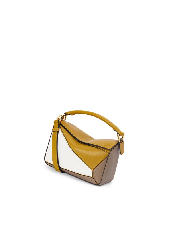 Loewe Small Puzzle bag in classic calfskin Blanche | 1549CAMKP